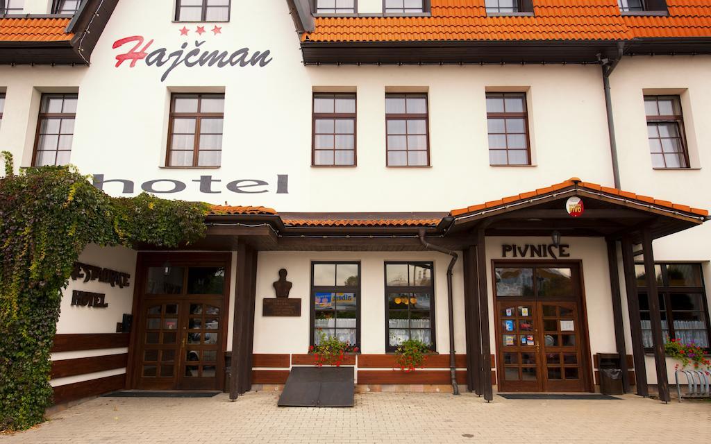 Hotel Hajcman Zďar nad Sazavou Bagian luar foto