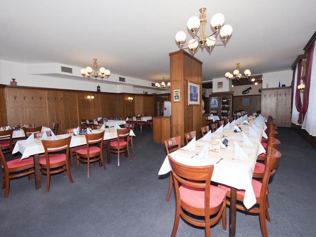 Hotel Hajcman Zďar nad Sazavou Bagian luar foto