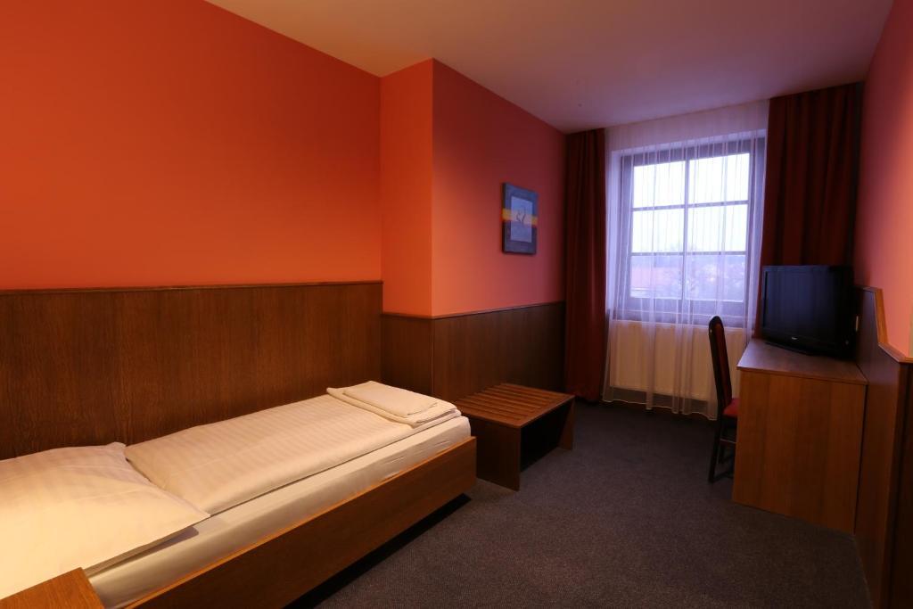 Hotel Hajcman Zďar nad Sazavou Bagian luar foto